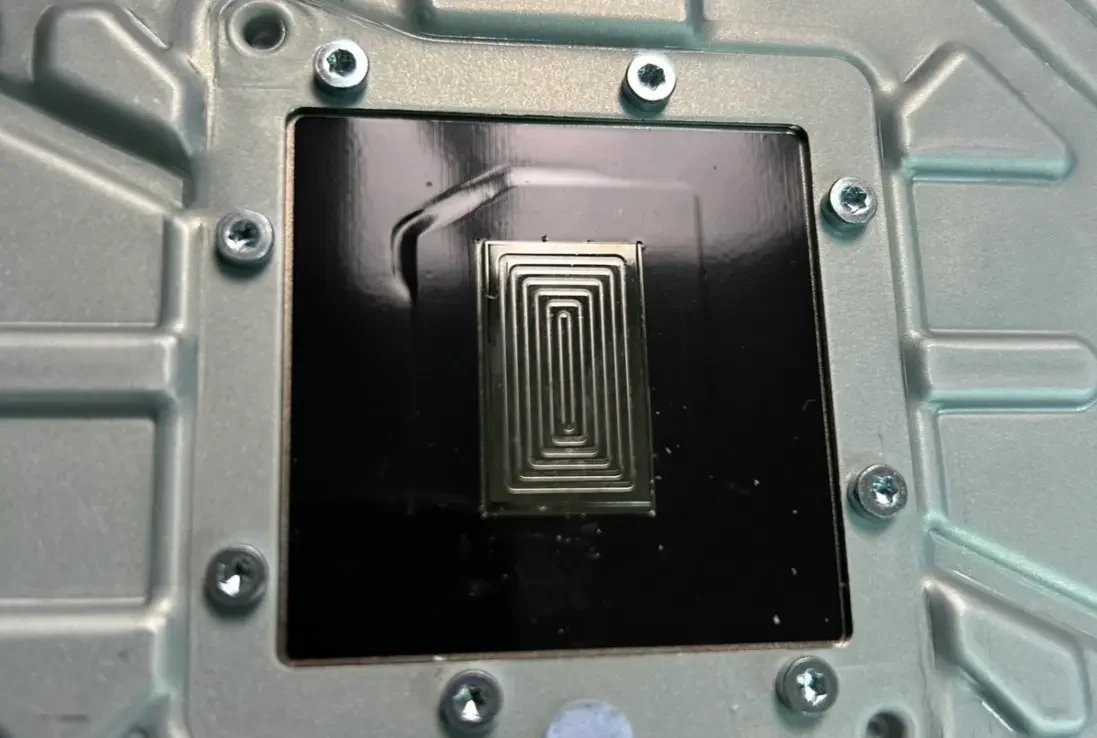 PS5,Liquid Metal TIM,охлаждение,обновление прошивки,Sony