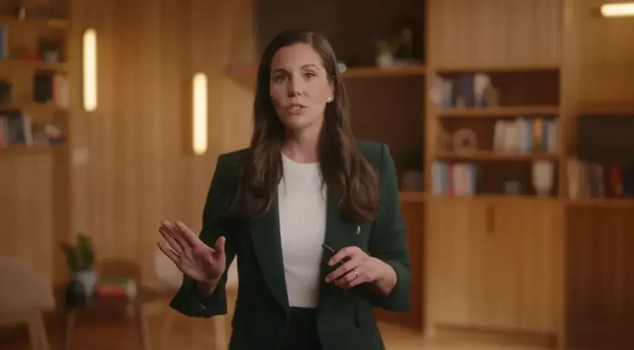 Anthropic агенты ии корпоративные решения плагины Saas techcrunch.com