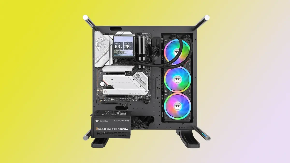 Thermaltake,Minecube 360 Ultra,жидкостное охлаждение,Quad-LCD,ARGB
